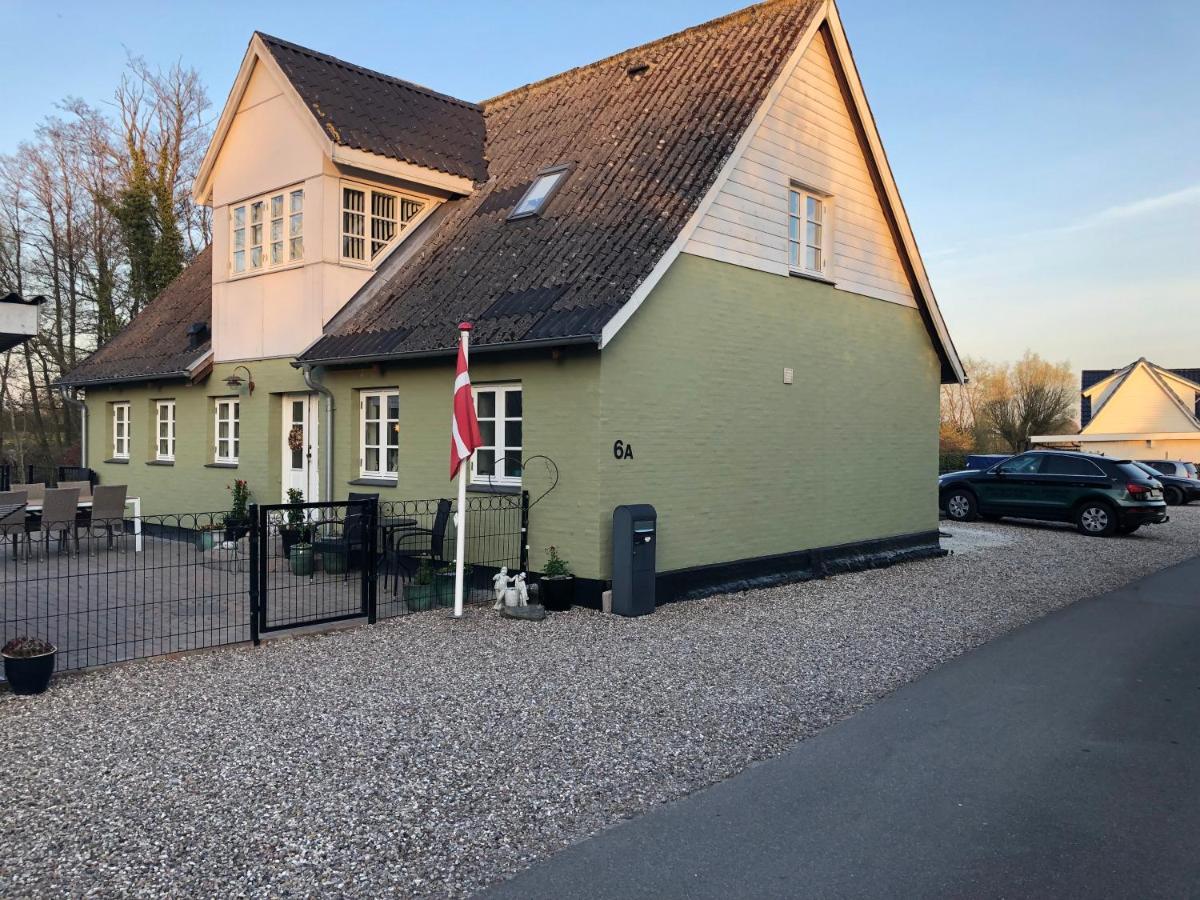 Bronks Bed And Breakfast Langeskov Exterior foto